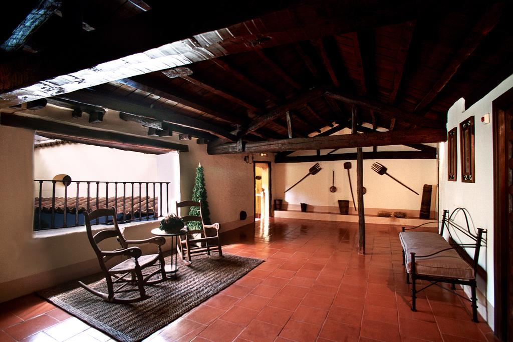 Hospederia Meson De La Dolores Calatayud
